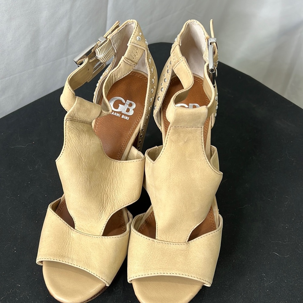 Gianni bini size 10